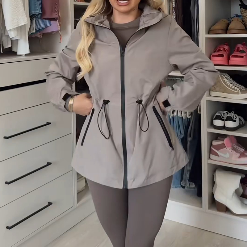 Women's Lightweight Water-repellent Raincoat Jacket