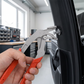 Outil multifonctionnel pour retirer les clips de voiture